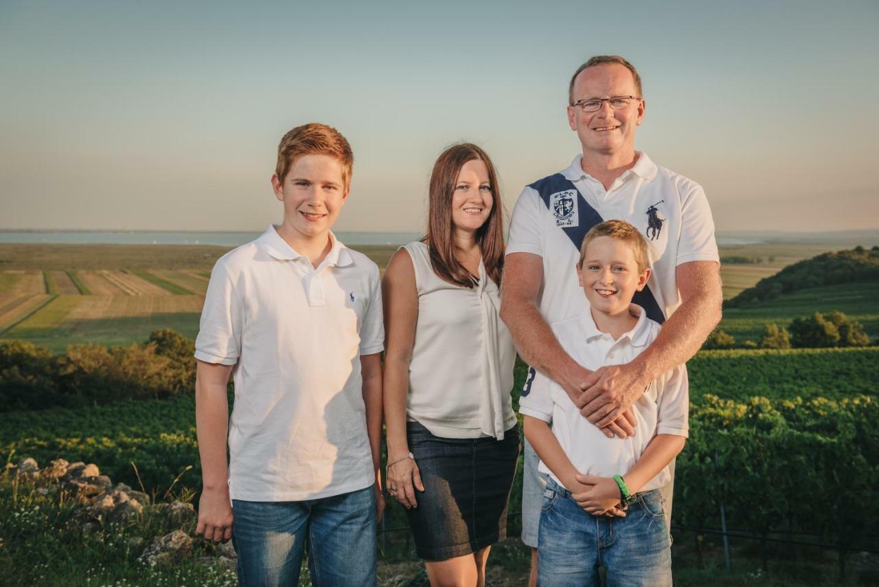 Weingut Gaestehaus D&D Haider Jois Exteriér fotografie